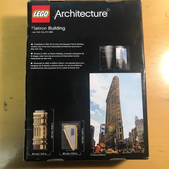 Lego Architecture Flatiron Building Set - NEW in box -Retired Product